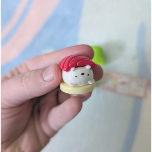 Sumikko Gurashi Shirokuma Sushi Figure - Picture 2 of 2